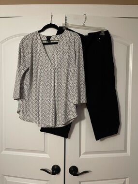 Ann Taylor Black Pants with White Printed V-Neck Blouse